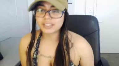 Curvy Kawai kitty with sexy glasses and big tits gets cum