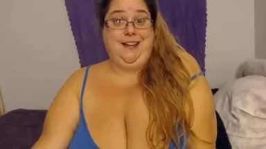 Flirty BBW with monster tits n giant fat belly bangs cunt