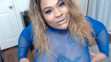 Stocky black mom Serena Will with big tits and booty ass